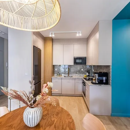 Let's Sea A19 غونسكي